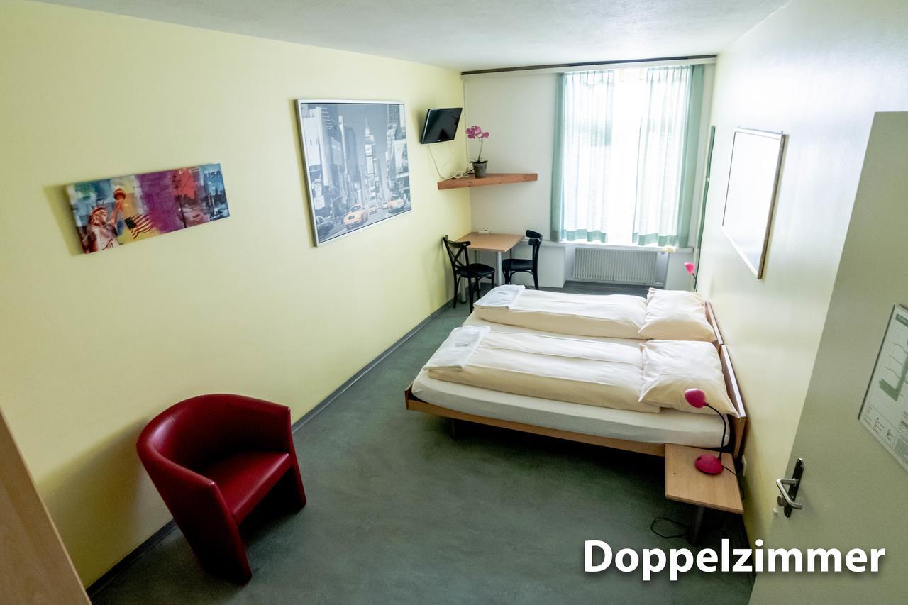 Hotel & Backpackers Zak Schaffhausen Exterior photo